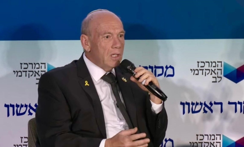 המבקר אנגלמן בוועידת מקור ראשון ומכון לב. צילום: לירון מולדובן, מקור ראשון