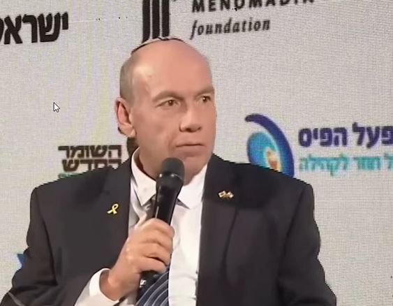 המבקר אנגלמן בוועידת ישראל היום. צילום: סנטרל הפקות