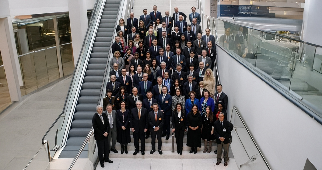 מבקרי המדינות שהשתתפו בכנס ה-OECD