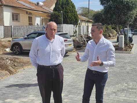 "למשוך עסקים לגולן". המבקר אנגלמן בקצרין