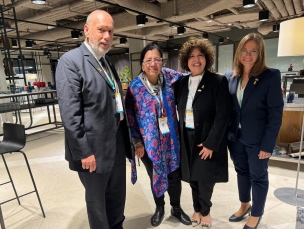 בתמונה: רונית זנדברג המשנה למנהלת נציבות תלונות הציבור, מנהלת נציבות תלונות הציבור ד"ר עו"ד אסתר בן חיים Nashieli Ramírez Hernández נשיאת ארגון הioi והאומבודסמנית של מקסיקו סיטי ומבקר המדינה ונציב תלונות הציבור מר מתניהו אנגלמן.