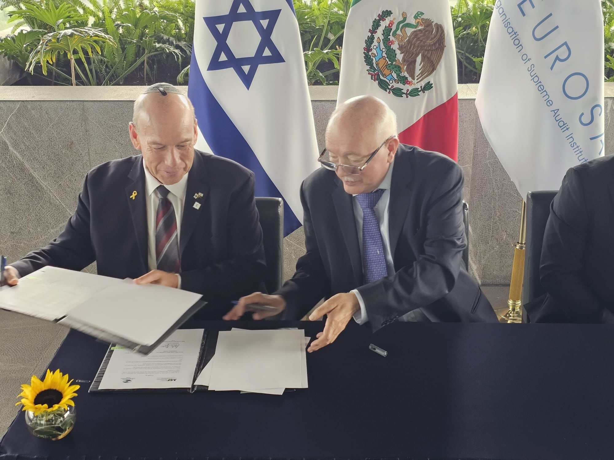  המבקר אנגלמן כנשיא EUROSAI בקונגרס במקסיקו