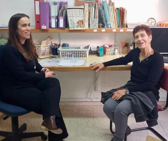 Attorney Maya Halevi (on the left) at the Office of the Ombudsman’s station in Kibbutz Magen